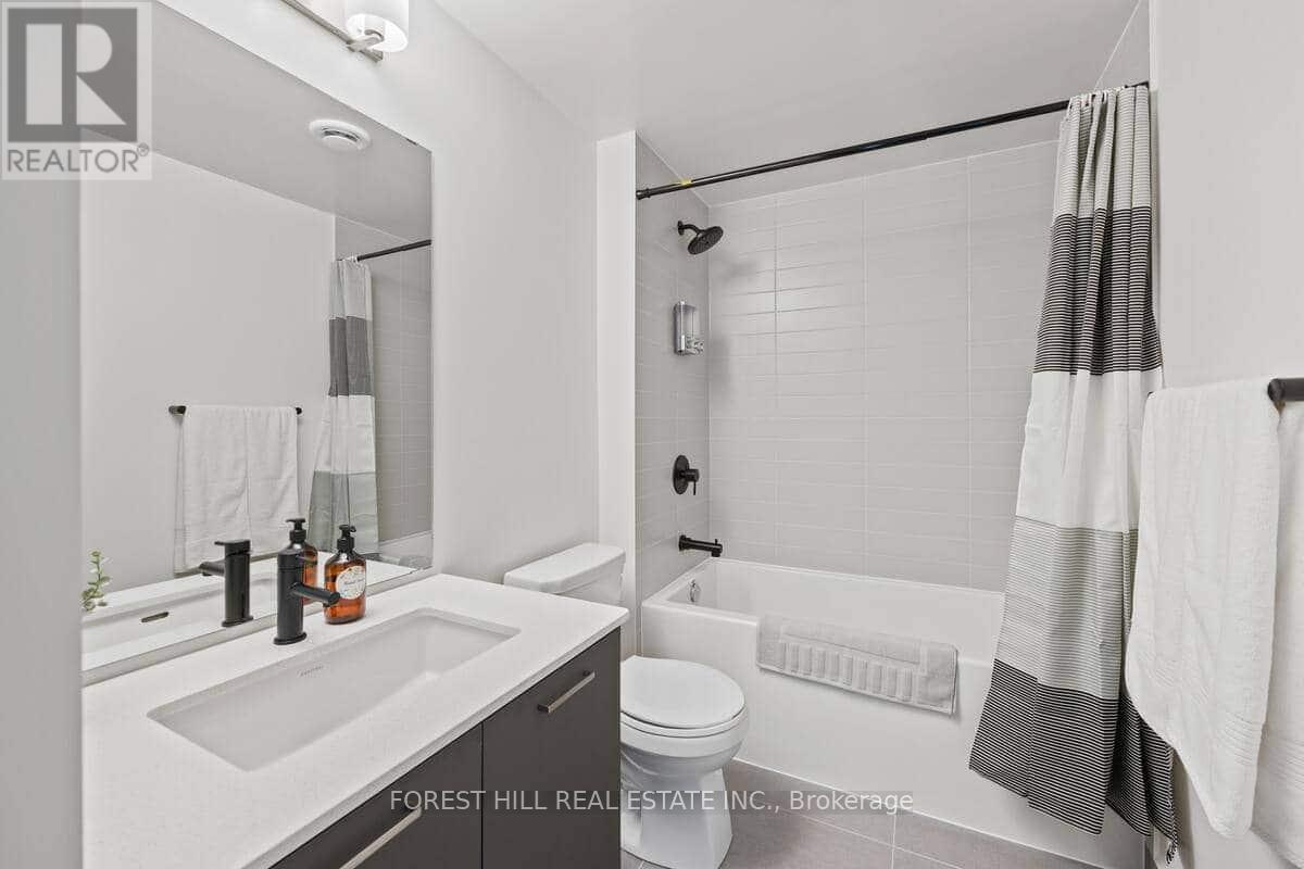 101 - 2300 St Clair Avenue W, Toronto, Ontario  M6N 0B3 - Photo 27 - W13099656