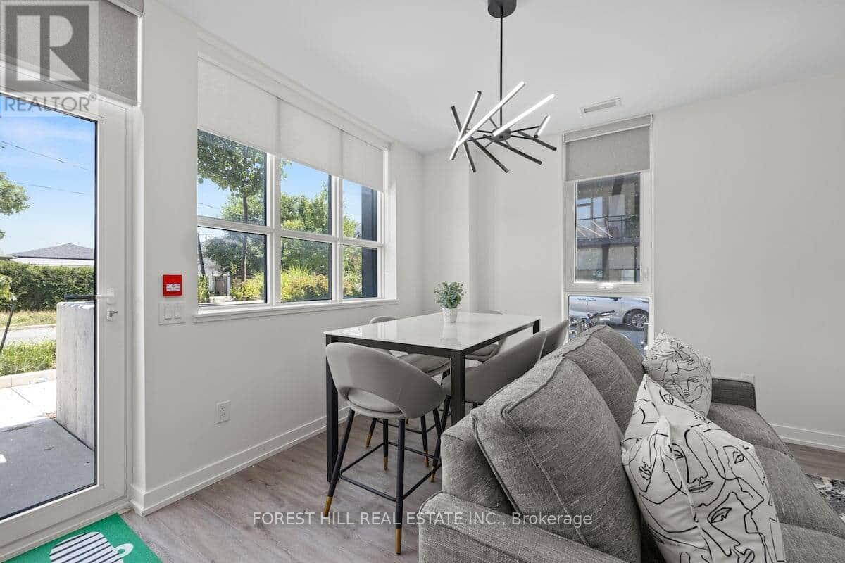 101 - 2300 St Clair Avenue W, Toronto, Ontario  M6N 0B3 - Photo 6 - W13099656