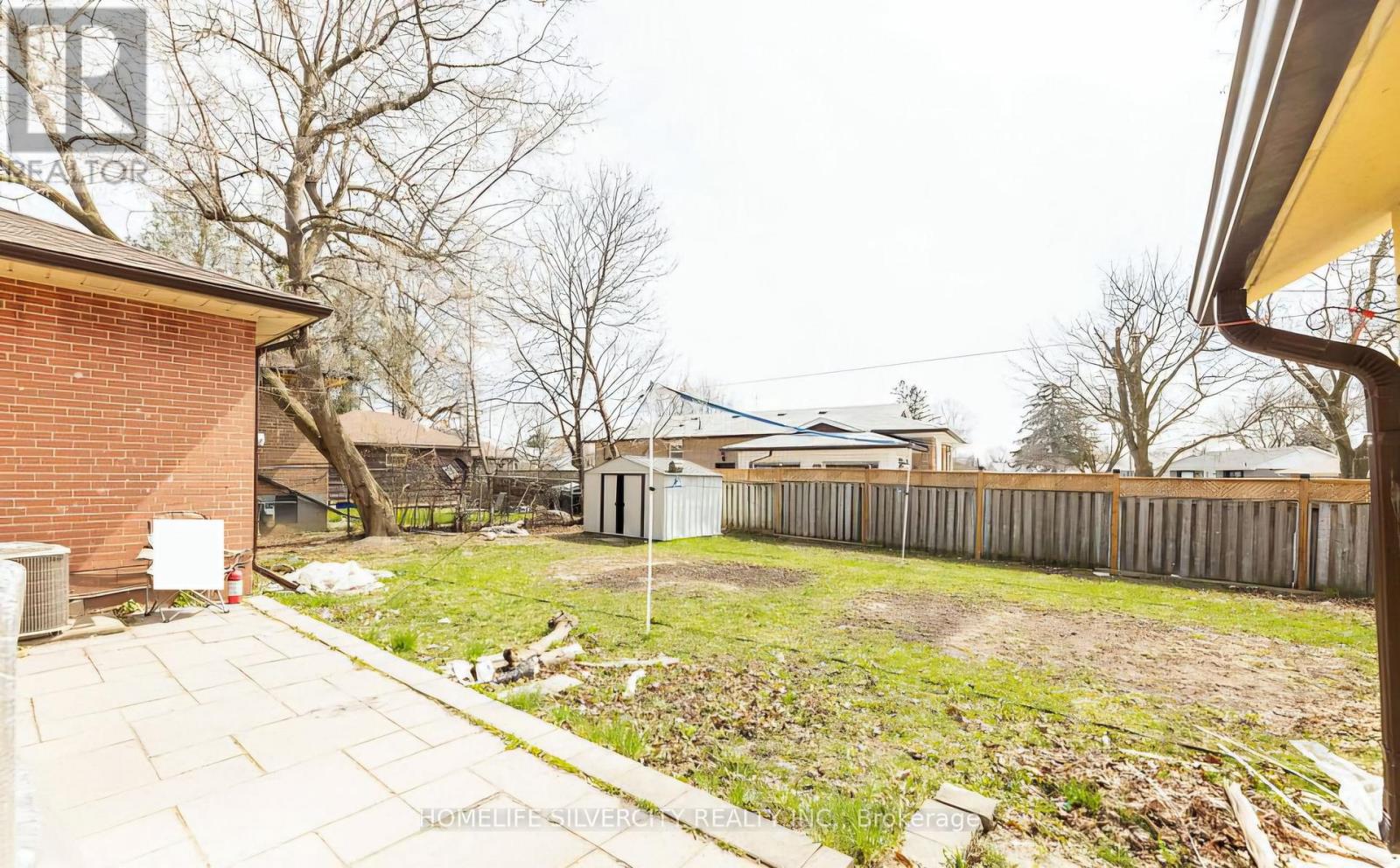 Upper - 31 Windermere Court, Brampton, Ontario  L6X 2L5 - Photo 2 - W13099672