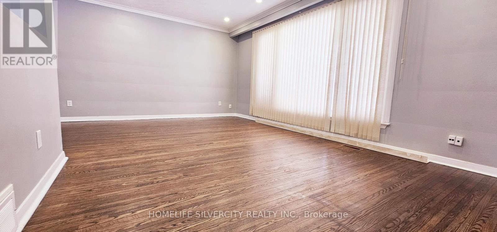Upper - 31 Windermere Court, Brampton, Ontario  L6X 2L5 - Photo 4 - W13099672