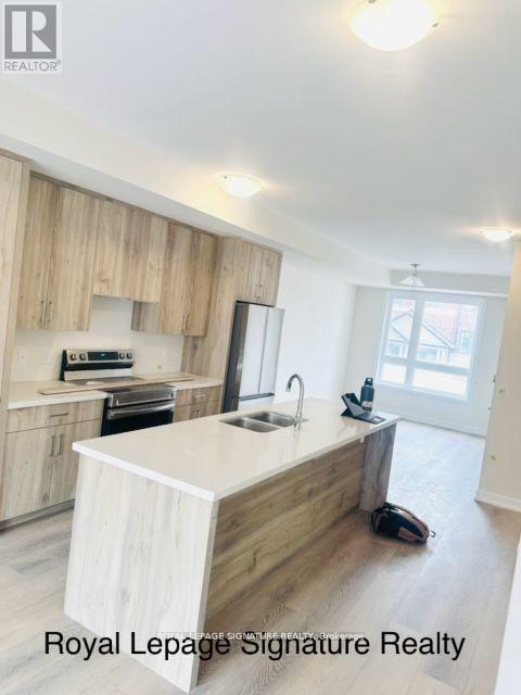 1322 Kobzar Drive, Oakville, Ontario  L6M 5R2 - Photo 13 - W13099718