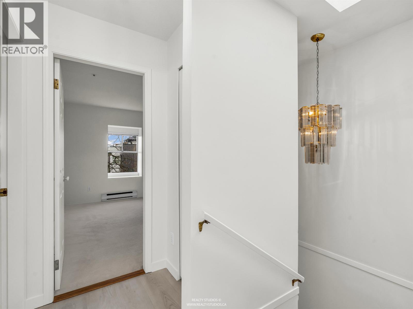 3305 Clive Avenue, Vancouver, British Columbia  V5R 4V4 - Photo 14 - R3120883
