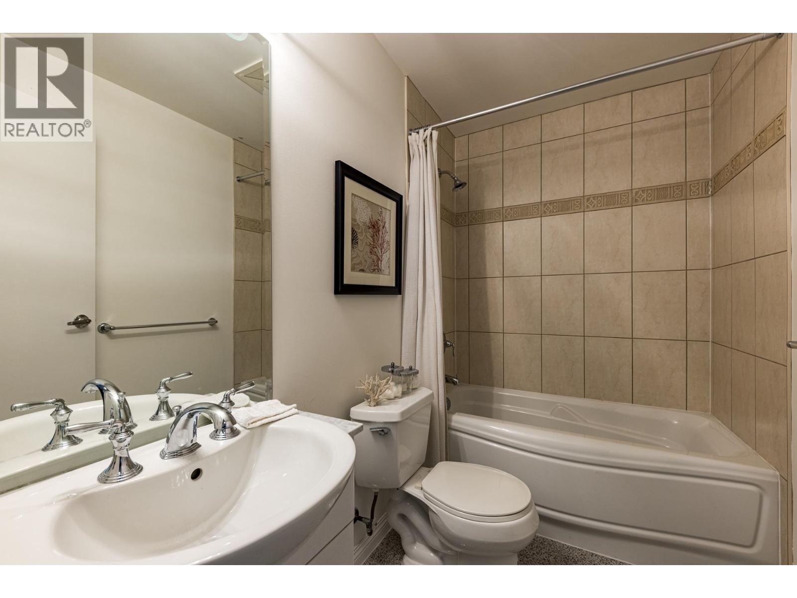 303 168 E Esplanade, North Vancouver, British Columbia  V7L 4X8 - Photo 20 - R3118832