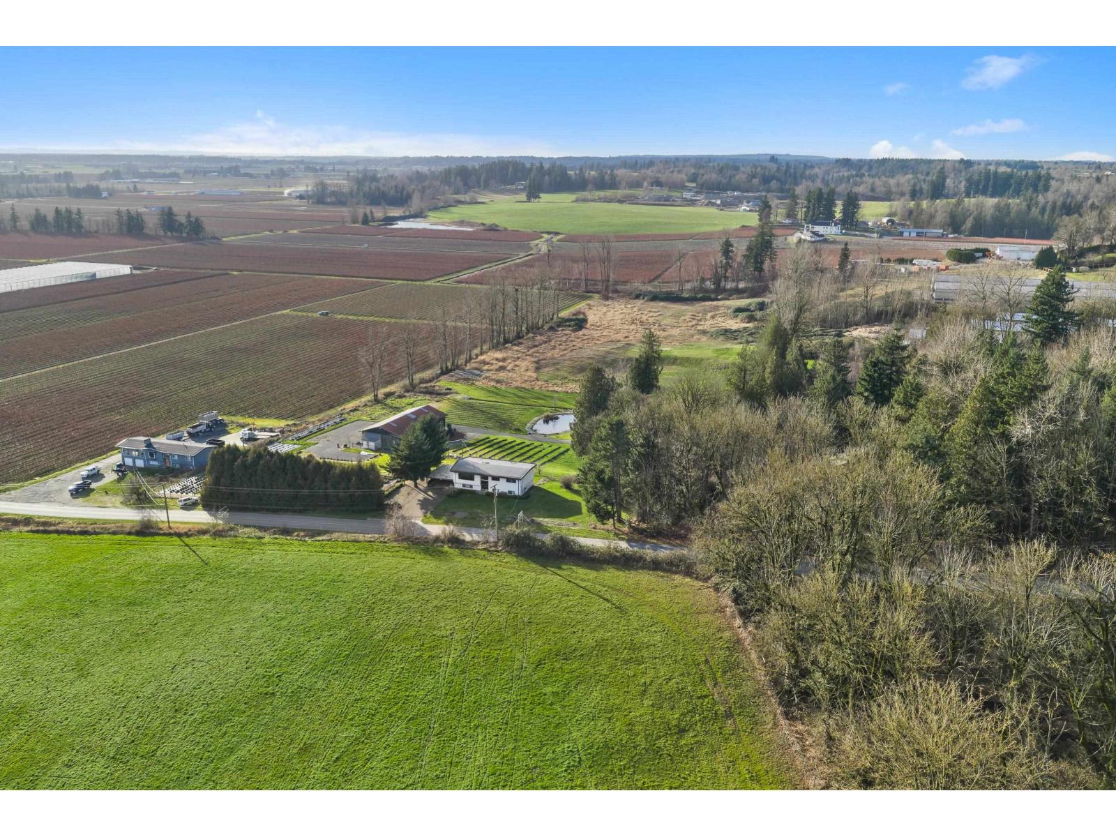 681 Bradner Road, Abbotsford, British Columbia  V4X 2J5 - Photo 37 - R3121040