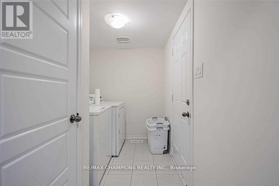 7732 White Pine Crescent, Niagara Falls, Ontario  L2H 3R5 - Photo 10 - X13099634
