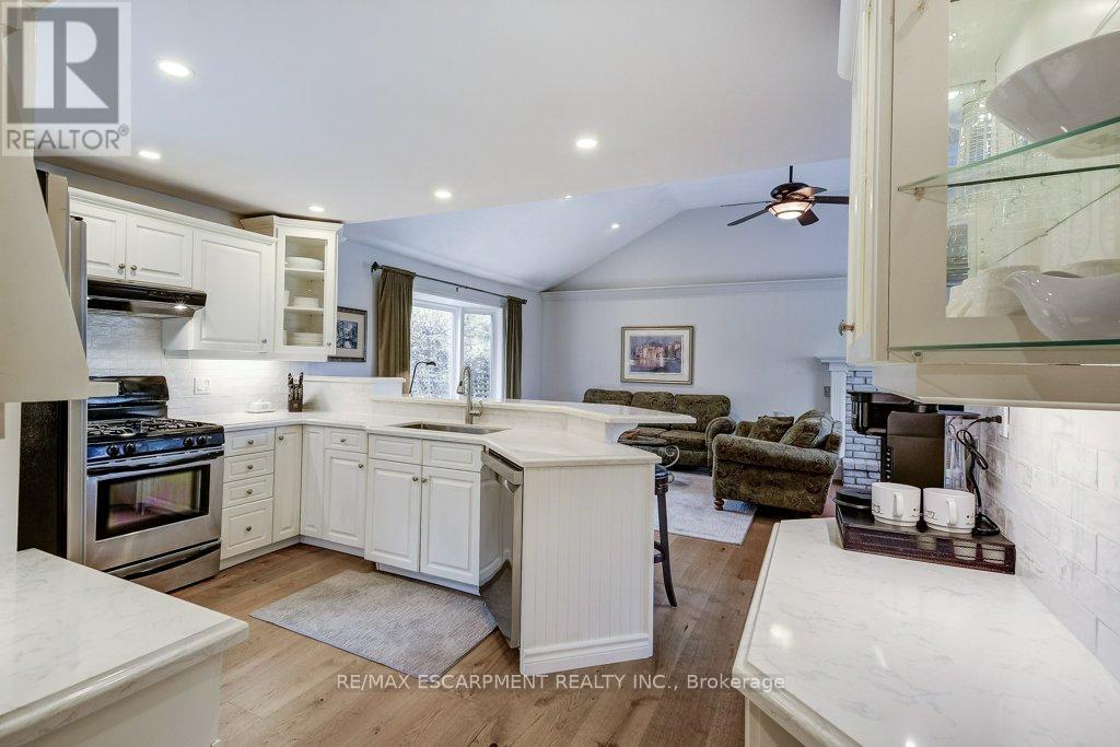 121 Elgin Street, Hamilton, Ontario  L0R 2H0 - Photo 15 - X13099666