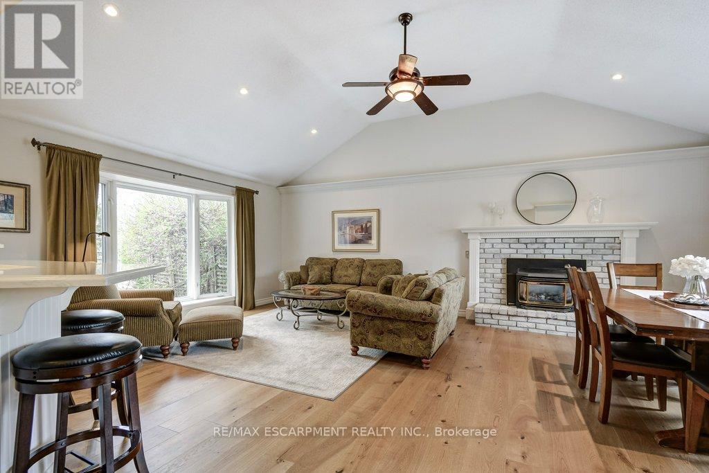 121 Elgin Street, Hamilton, Ontario  L0R 2H0 - Photo 8 - X13099666