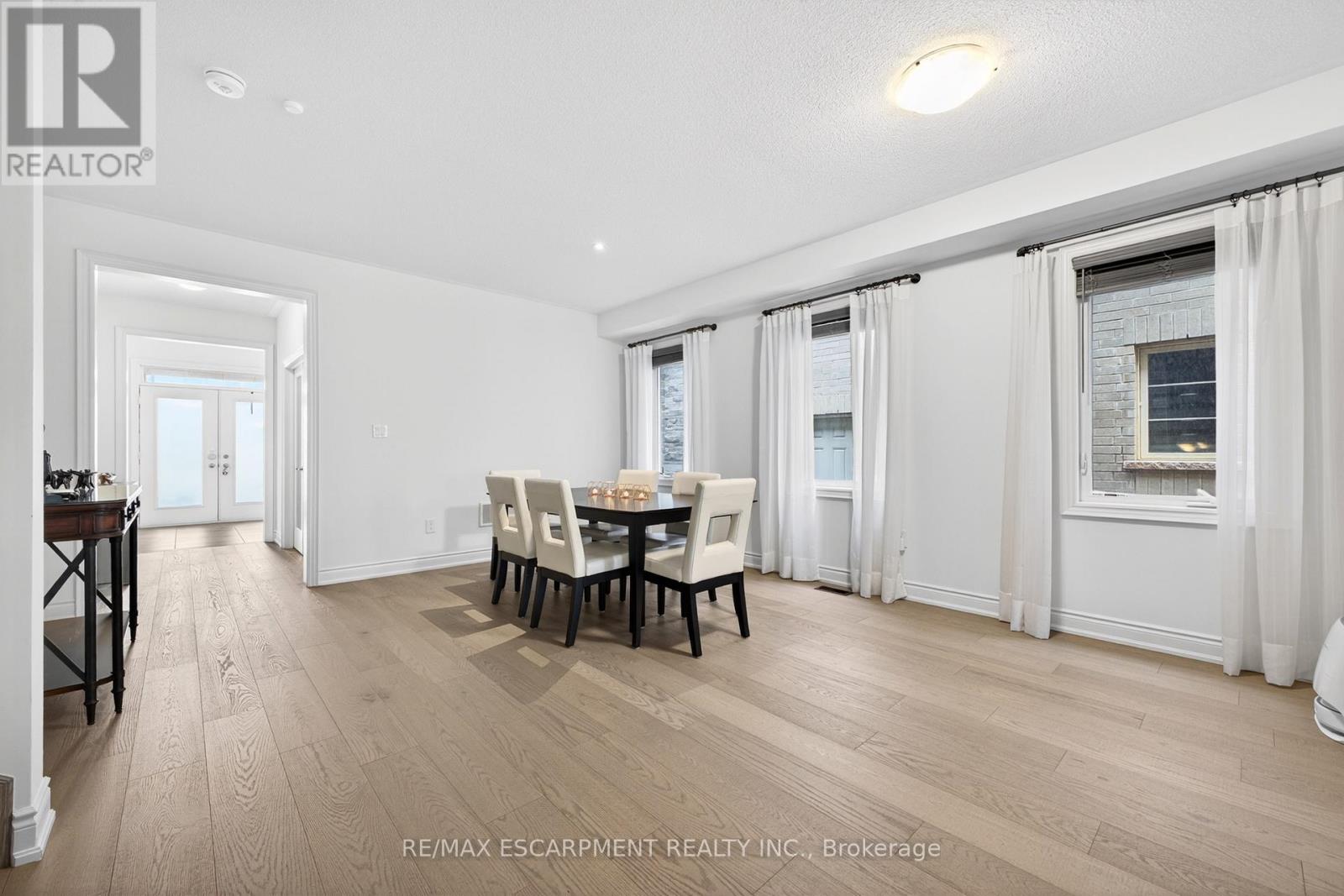20 Zimmerman Gardens, Hamilton, Ontario  L8B 1Y9 - Photo 12 - X13099680