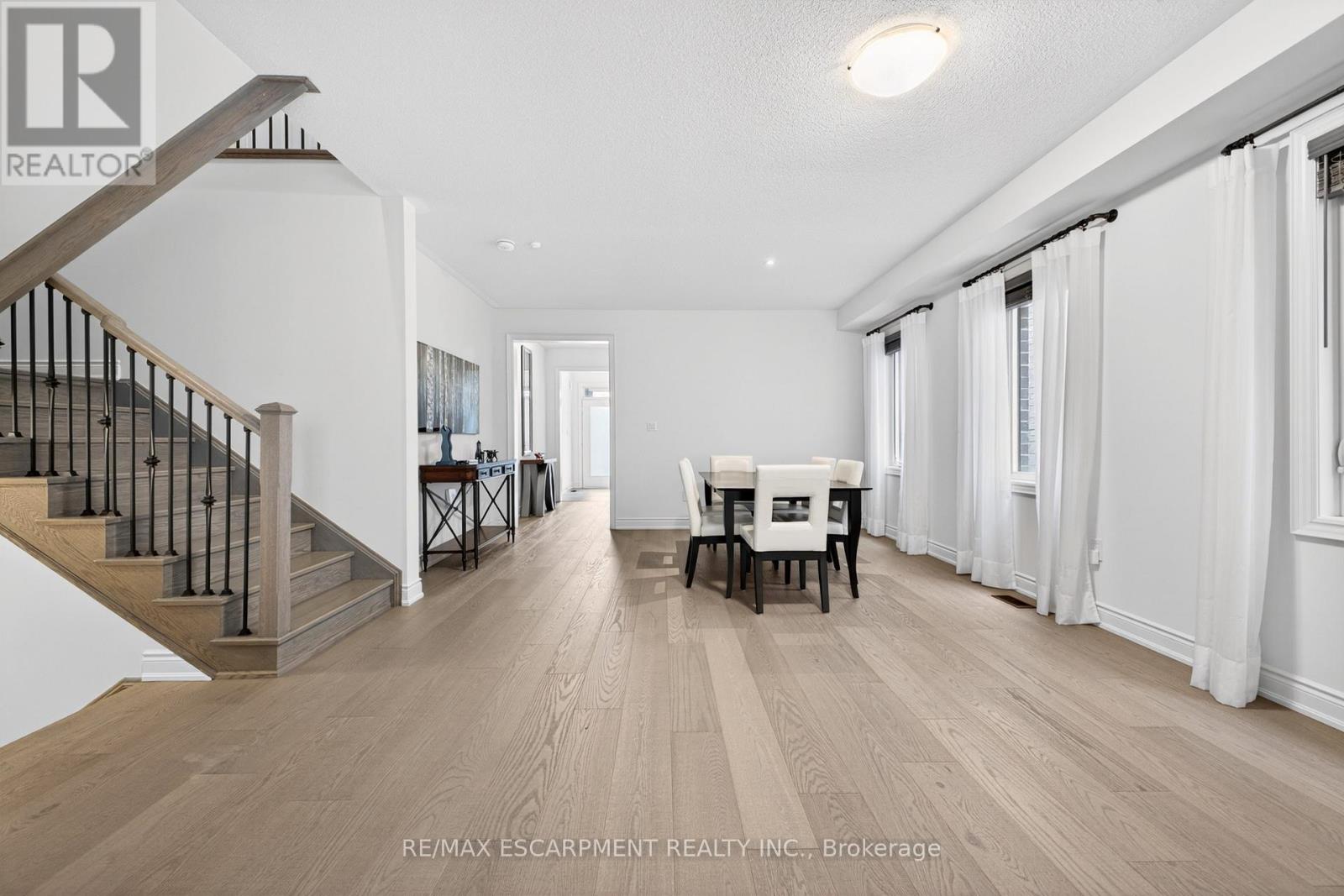 20 Zimmerman Gardens, Hamilton, Ontario  L8B 1Y9 - Photo 14 - X13099680
