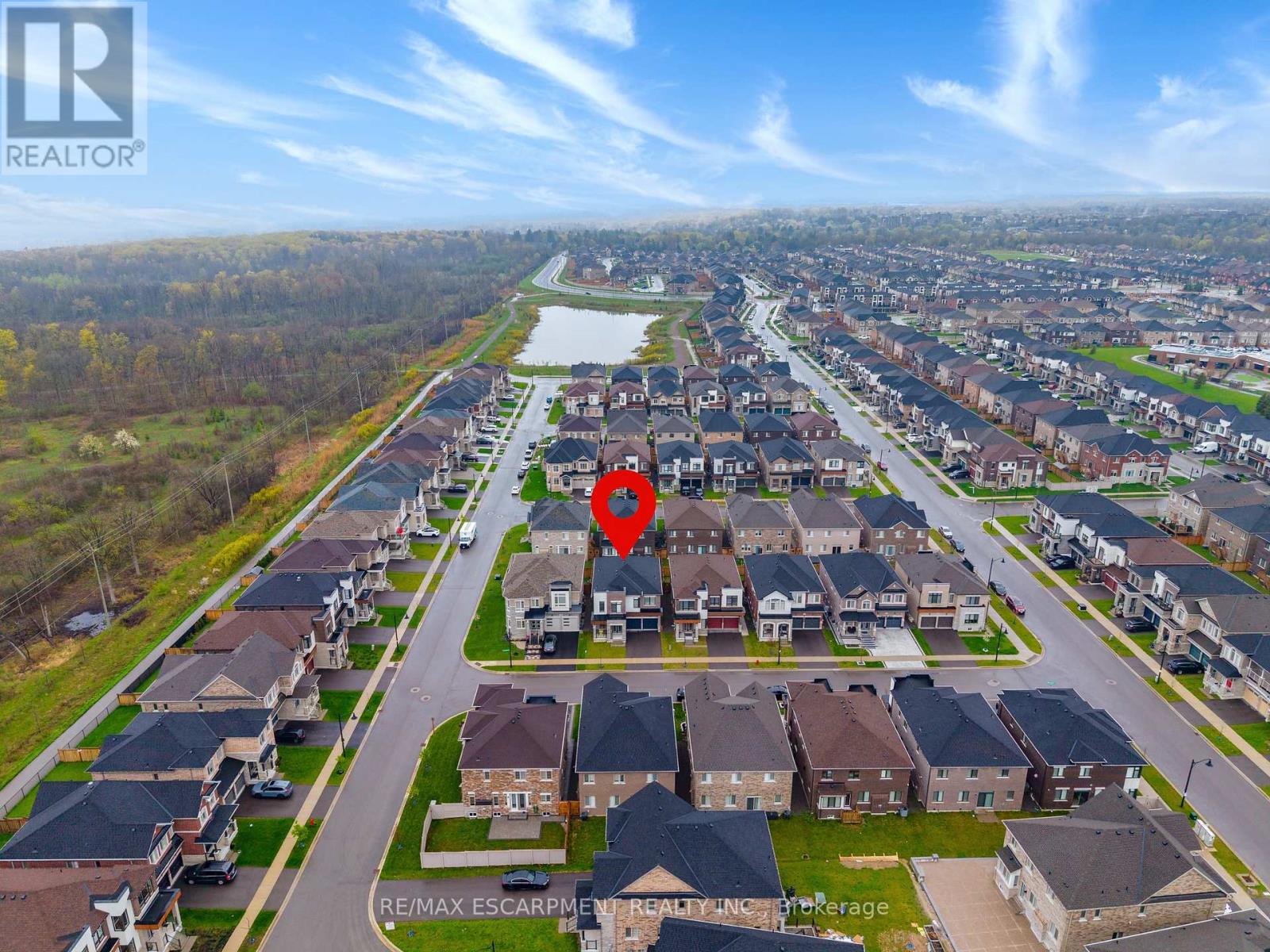 20 Zimmerman Gardens, Hamilton, Ontario  L8B 1Y9 - Photo 2 - X13099680