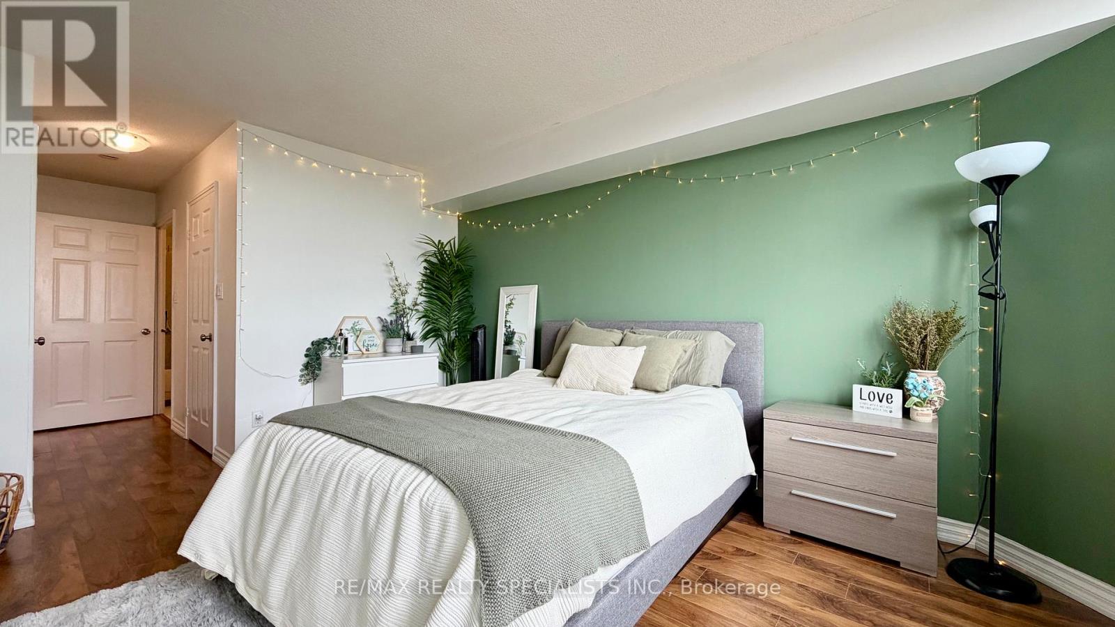 520 - 1001 Cedarglen Gate, Mississauga, Ontario L5C 4R2 - Photo 15 - W13089798