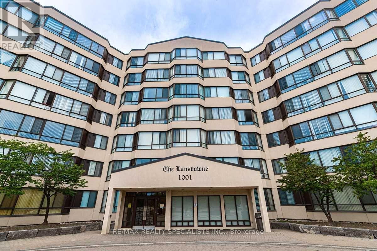520 - 1001 Cedarglen Gate, Mississauga, Ontario L5C 4R2 - Photo 1 - W13089798