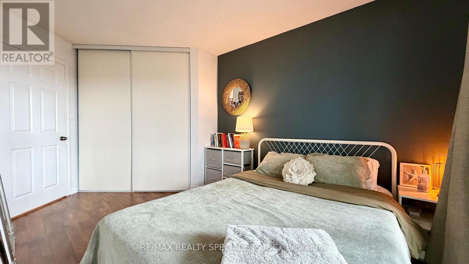 520 - 1001 Cedarglen Gate, Mississauga, Ontario L5C 4R2 - Photo 22 - W13089798