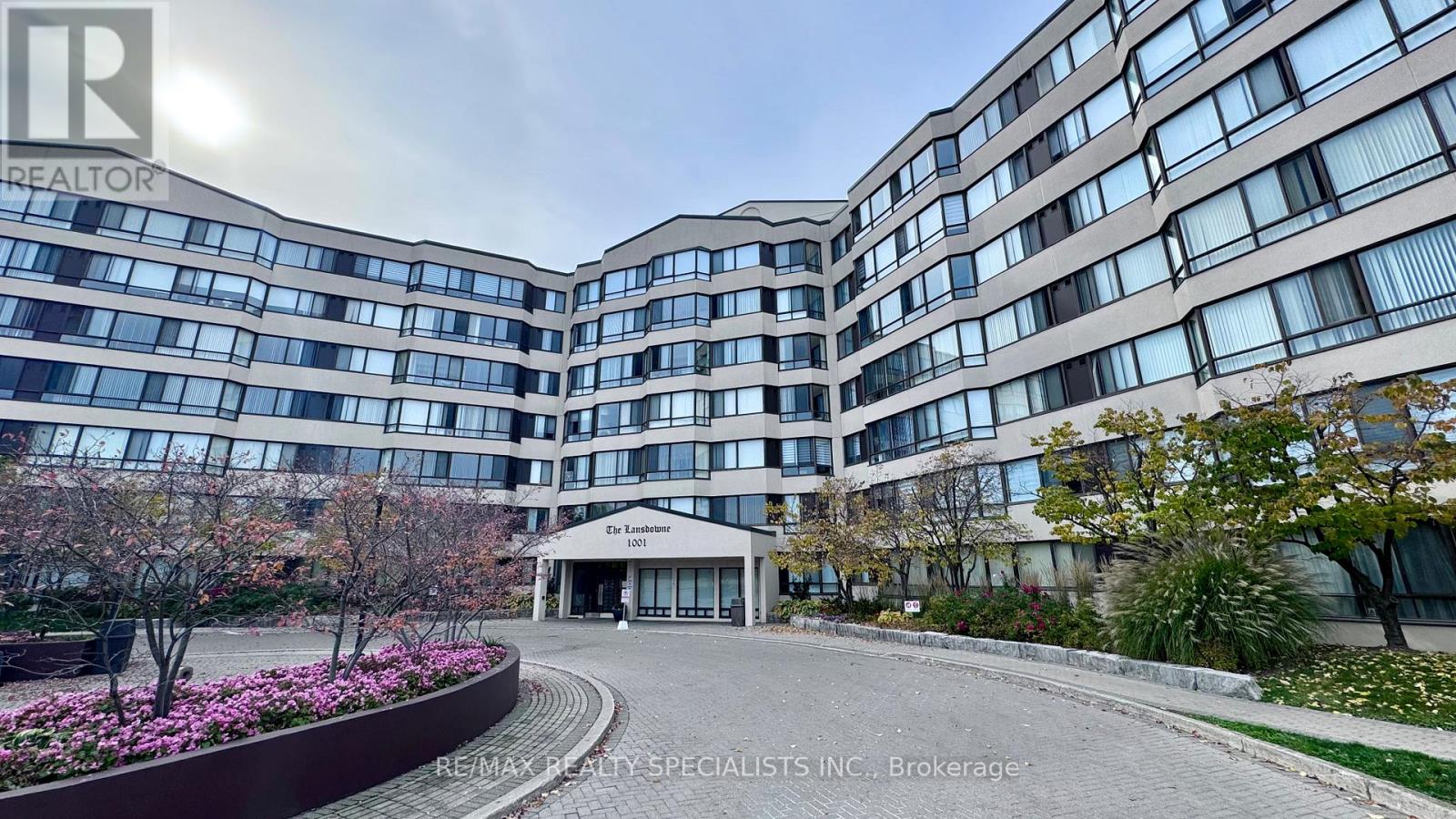 520 - 1001 Cedarglen Gate, Mississauga, Ontario L5C 4R2 - Photo 40 - W13089798