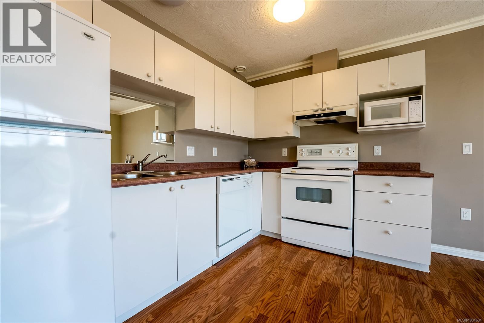 413 3133 Tillicum Rd, Saanich, British Columbia  V9A 2B4 - Photo 10 - 1034634