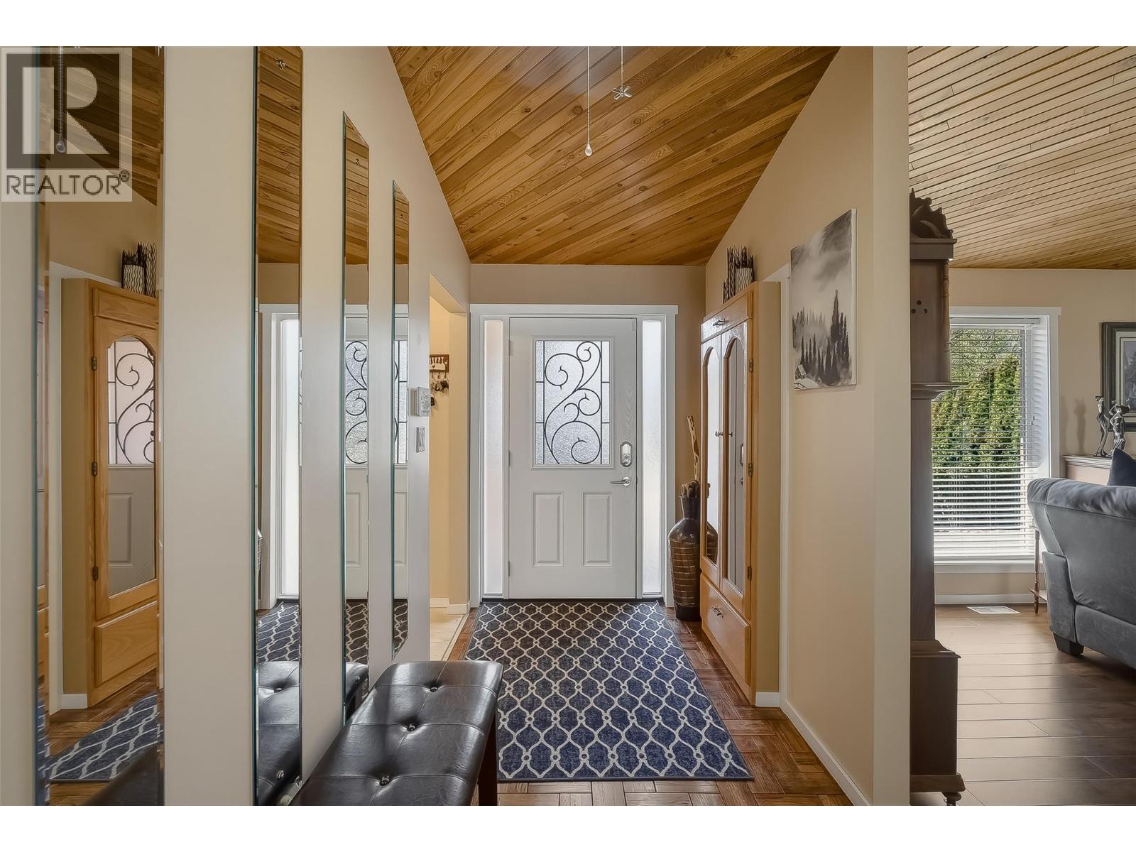 1751 Juniper Drive, Merritt, British Columbia  V1K 1J6 - Photo 7 - 10385843