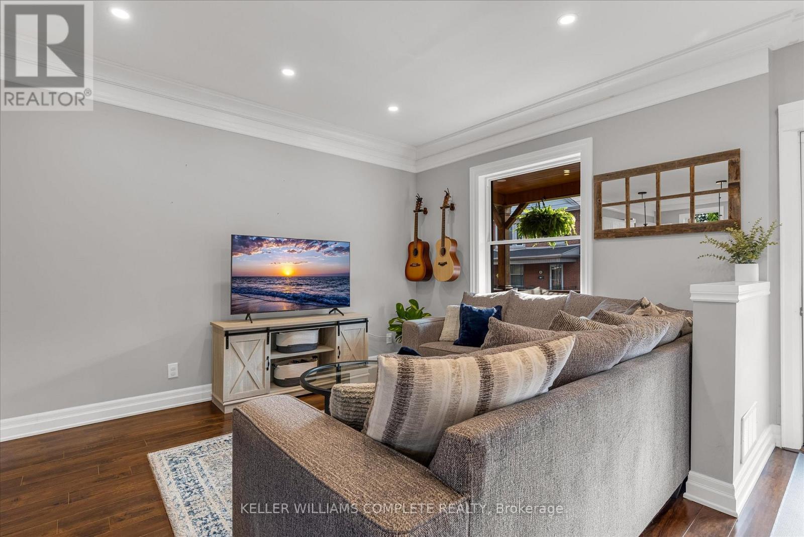 39 Fairleigh Avenue N, Hamilton, Ontario  L8L 6H1 - Photo 7 - X13082134
