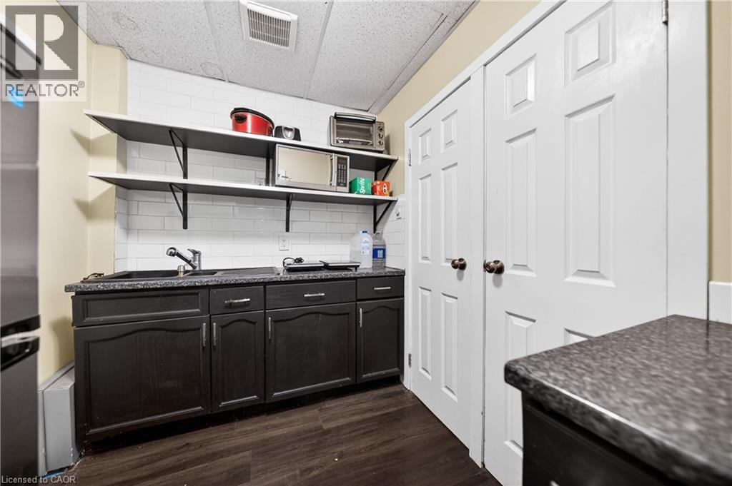 195 Old Carriage Drive, Kitchener, Ontario  N2P 1H5 - Photo 28 - 40828219