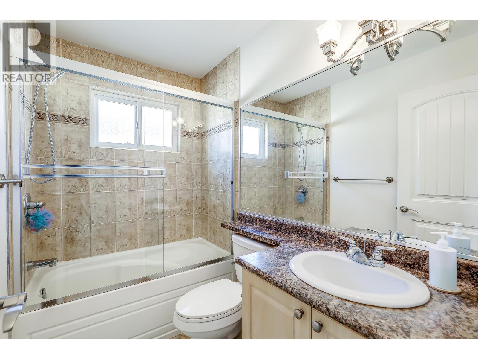 7448 17th Ave Avenue, Burnaby, British Columbia  V3N 1L4 - Photo 23 - R3121114