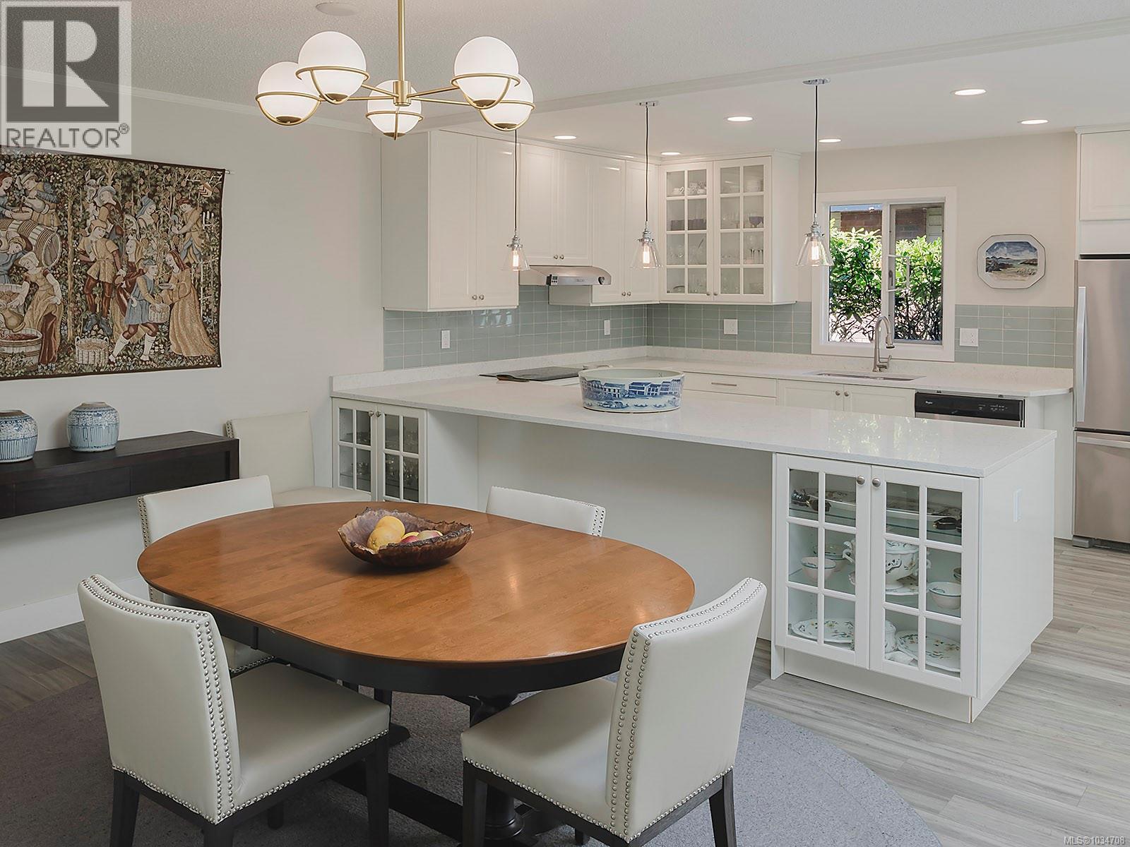 137 2345 Cedar Hill Cross Rd, Oak Bay, British Columbia  V8P 5M8 - Photo 10 - 1034708