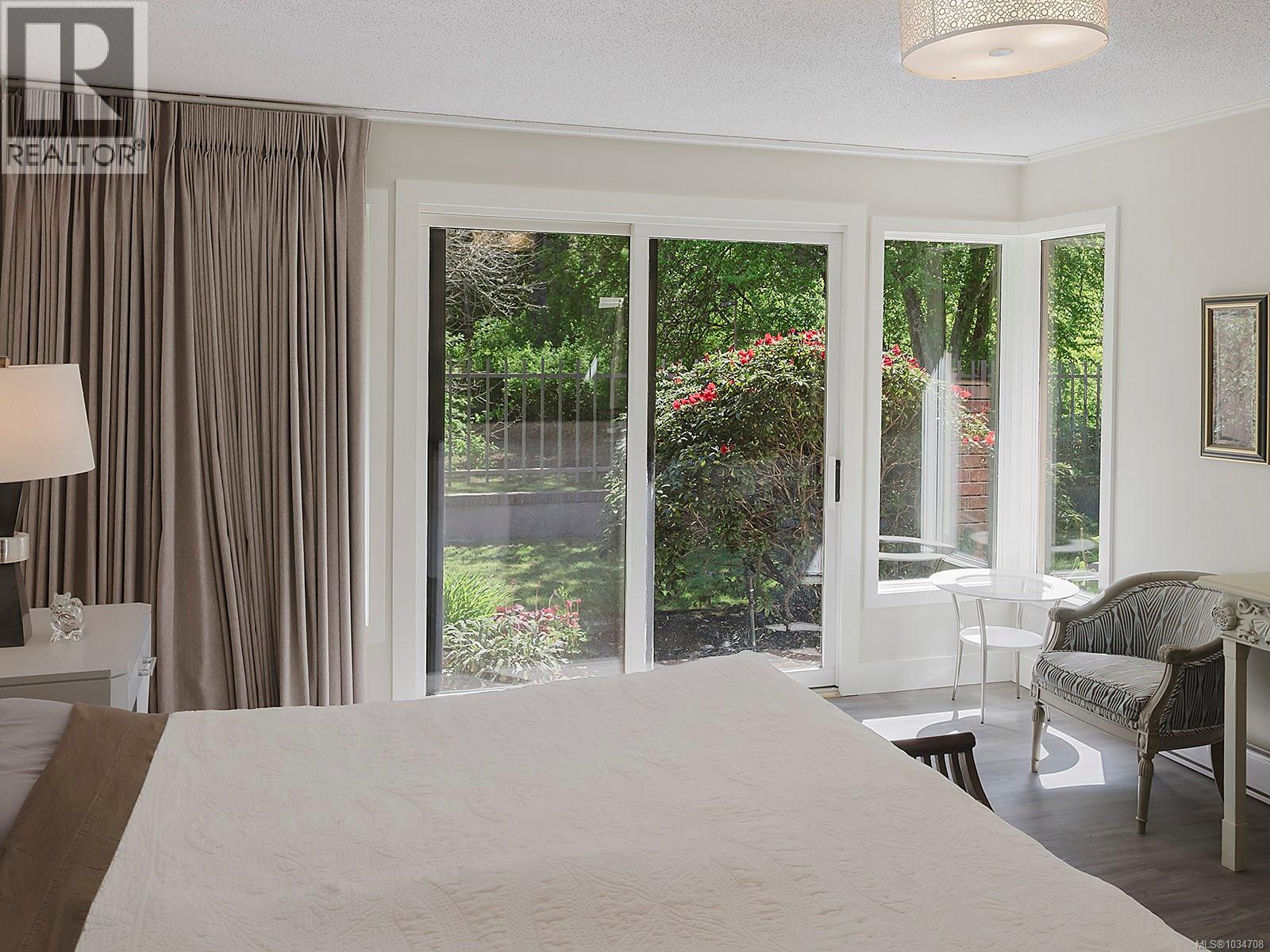 137 2345 Cedar Hill Cross Rd, Oak Bay, British Columbia  V8P 5M8 - Photo 16 - 1034708