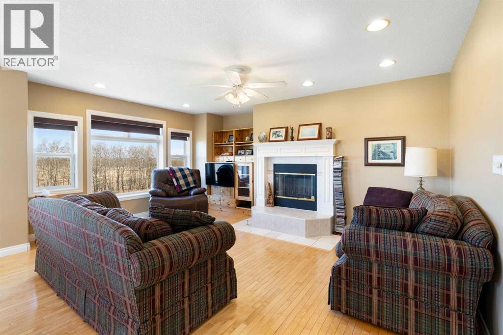 36341 Range Road 250, Rural Red Deer County, Alberta  T0M 1R0 - Photo 4 - A2309227