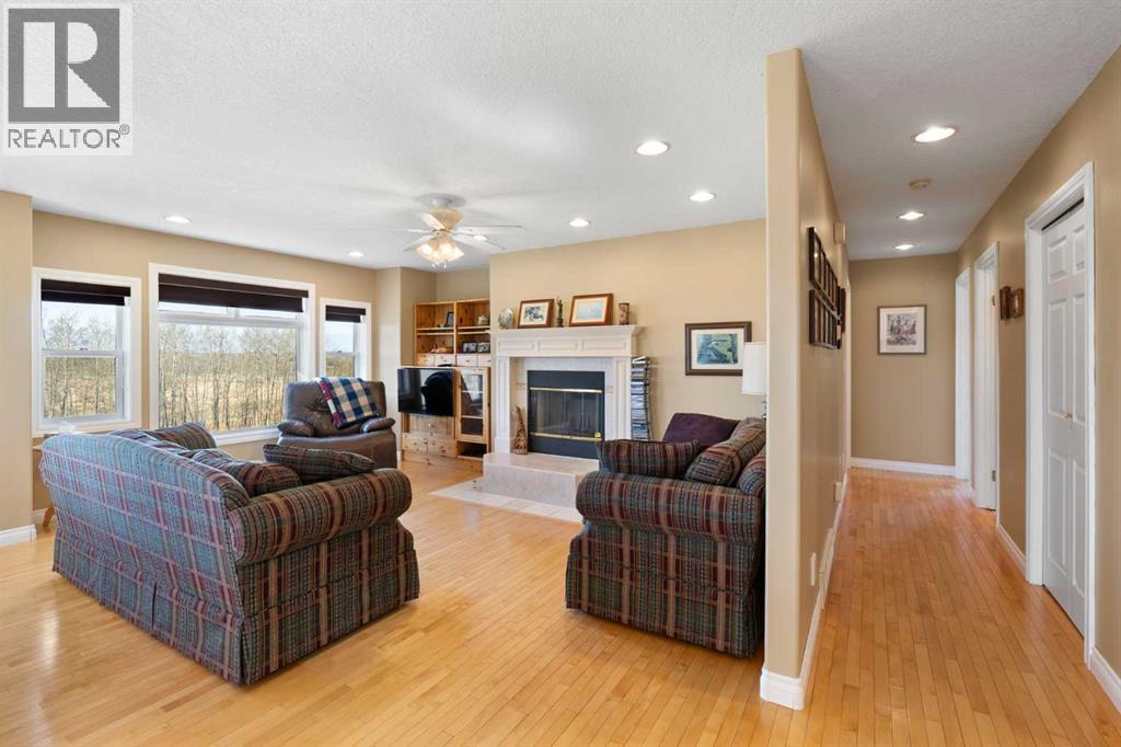 36341 Range Road 250, Rural Red Deer County, Alberta  T0M 1R0 - Photo 6 - A2309227