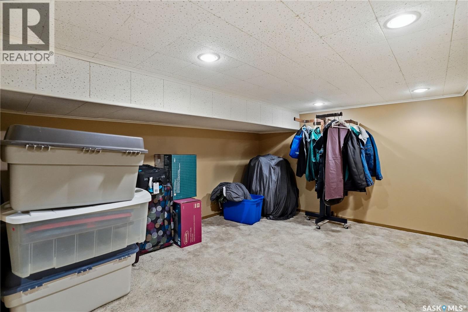 2835 More Crescent E, Regina, Saskatchewan  S4V 0T4 - Photo 38 - SK035197