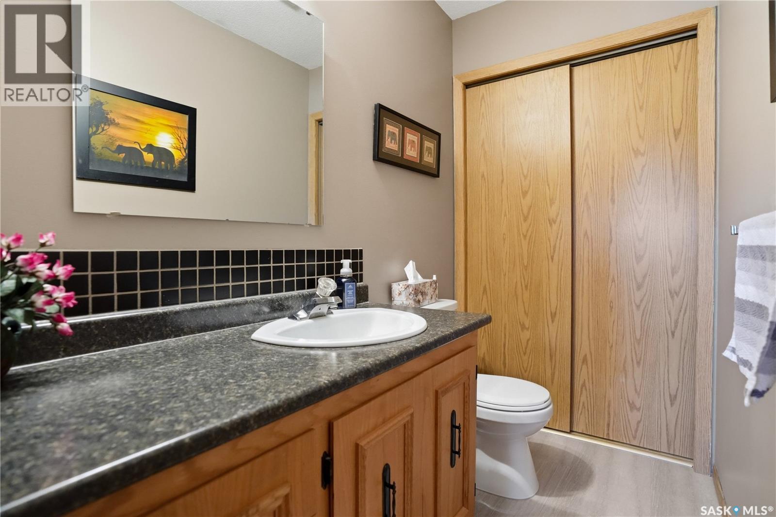 2835 More Crescent E, Regina, Saskatchewan  S4V 0T4 - Photo 27 - SK035197