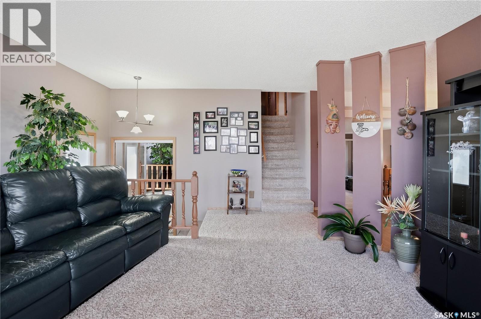 2835 More Crescent E, Regina, Saskatchewan  S4V 0T4 - Photo 9 - SK035197