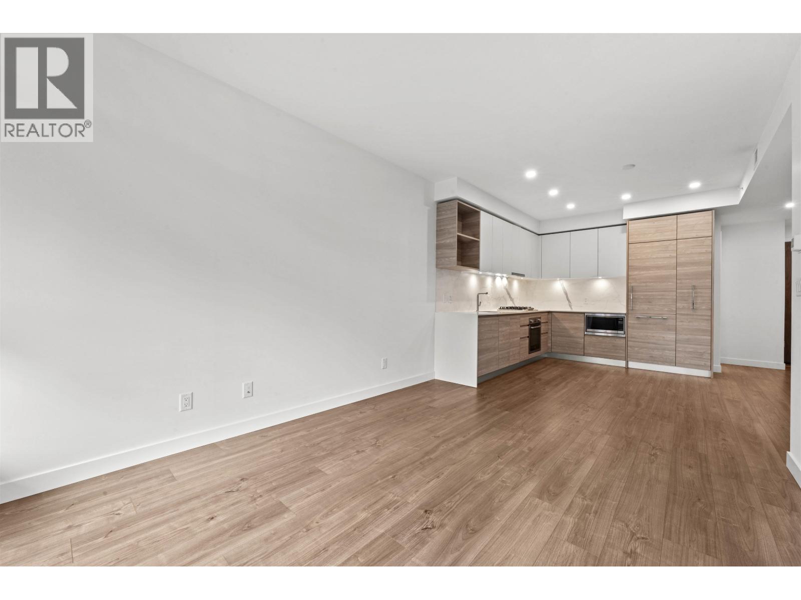 502 585 Austin Avenue, Coquitlam, British Columbia  V3K 0G6 - Photo 12 - R3117081