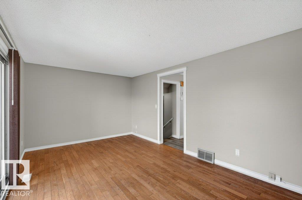 Unknown Address, ,     - Photo 15 - E4486410