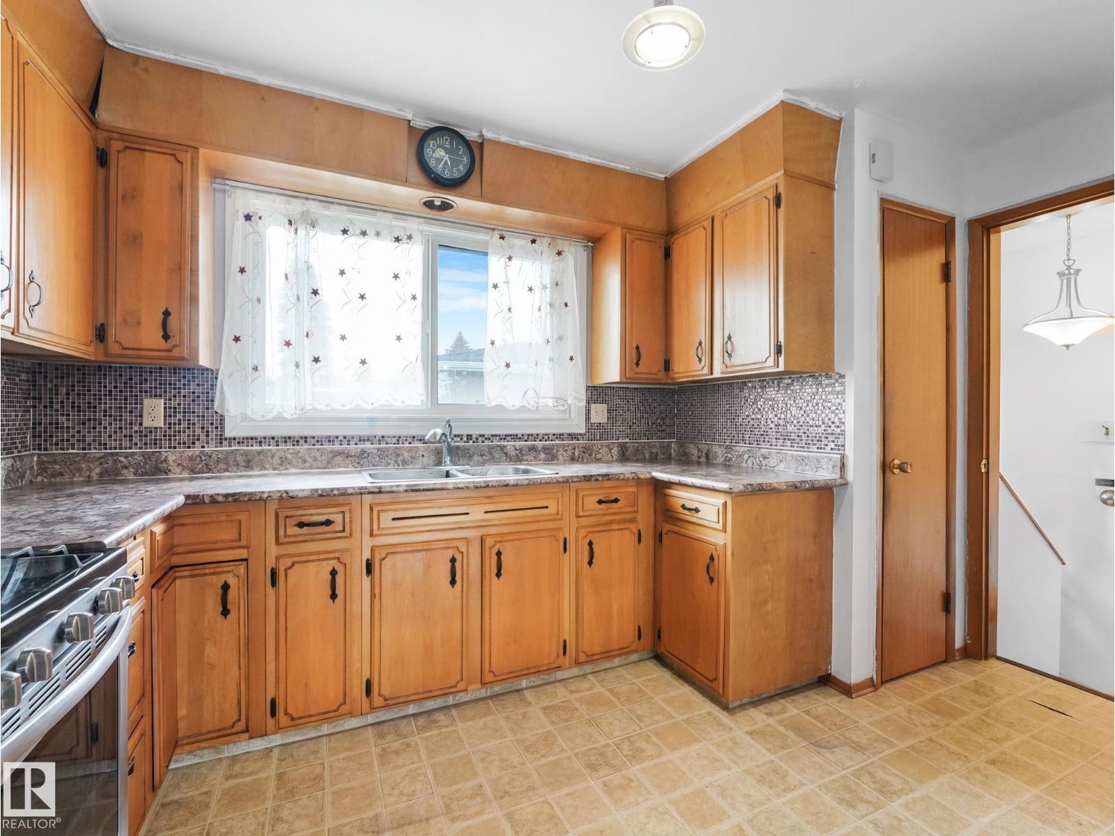 14024 69 St Nw Nw, Edmonton, Alberta  T5C 0H8 - Photo 16 - E4486411
