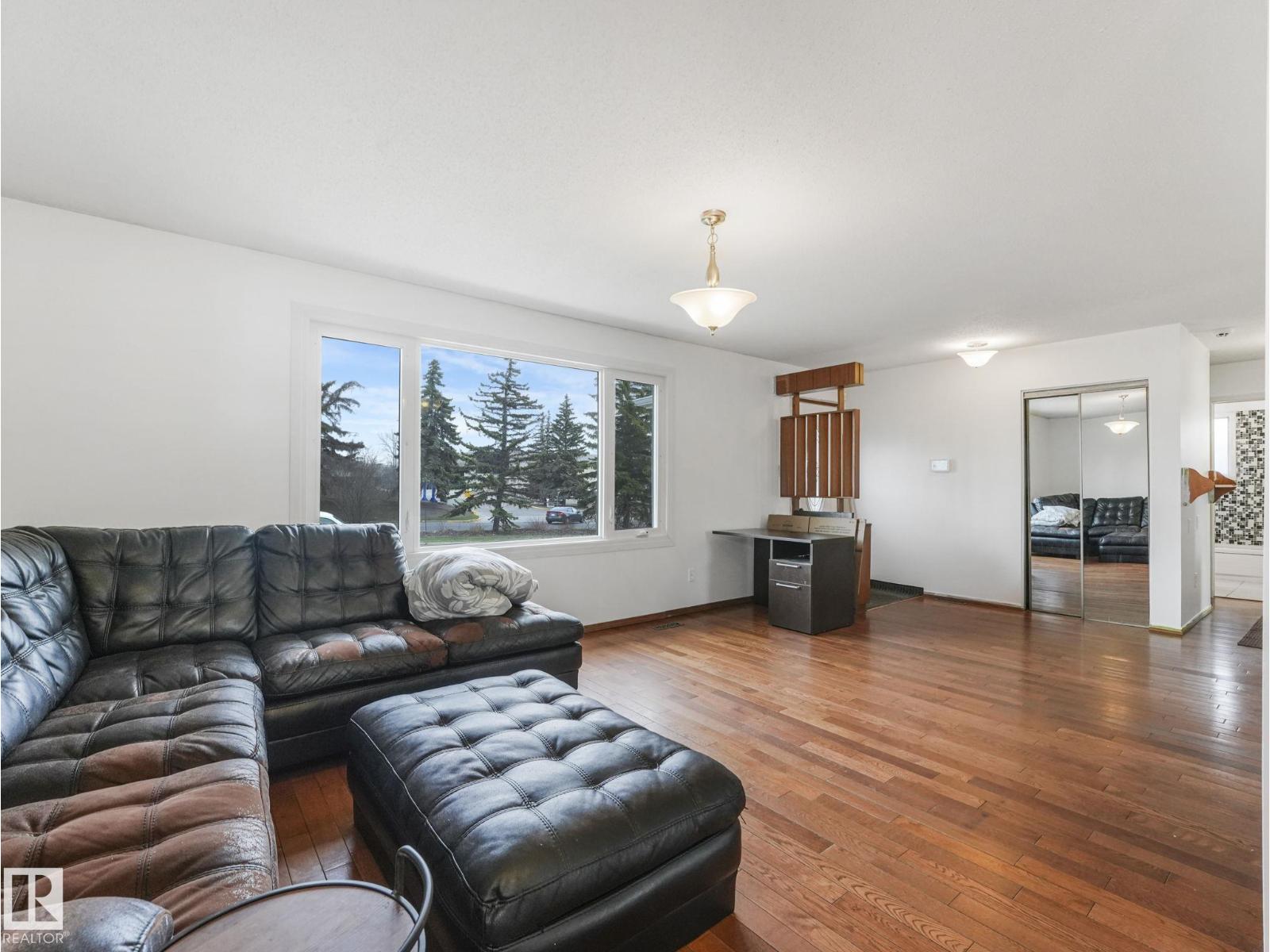 14024 69 St Nw Nw, Edmonton, Alberta  T5C 0H8 - Photo 9 - E4486411