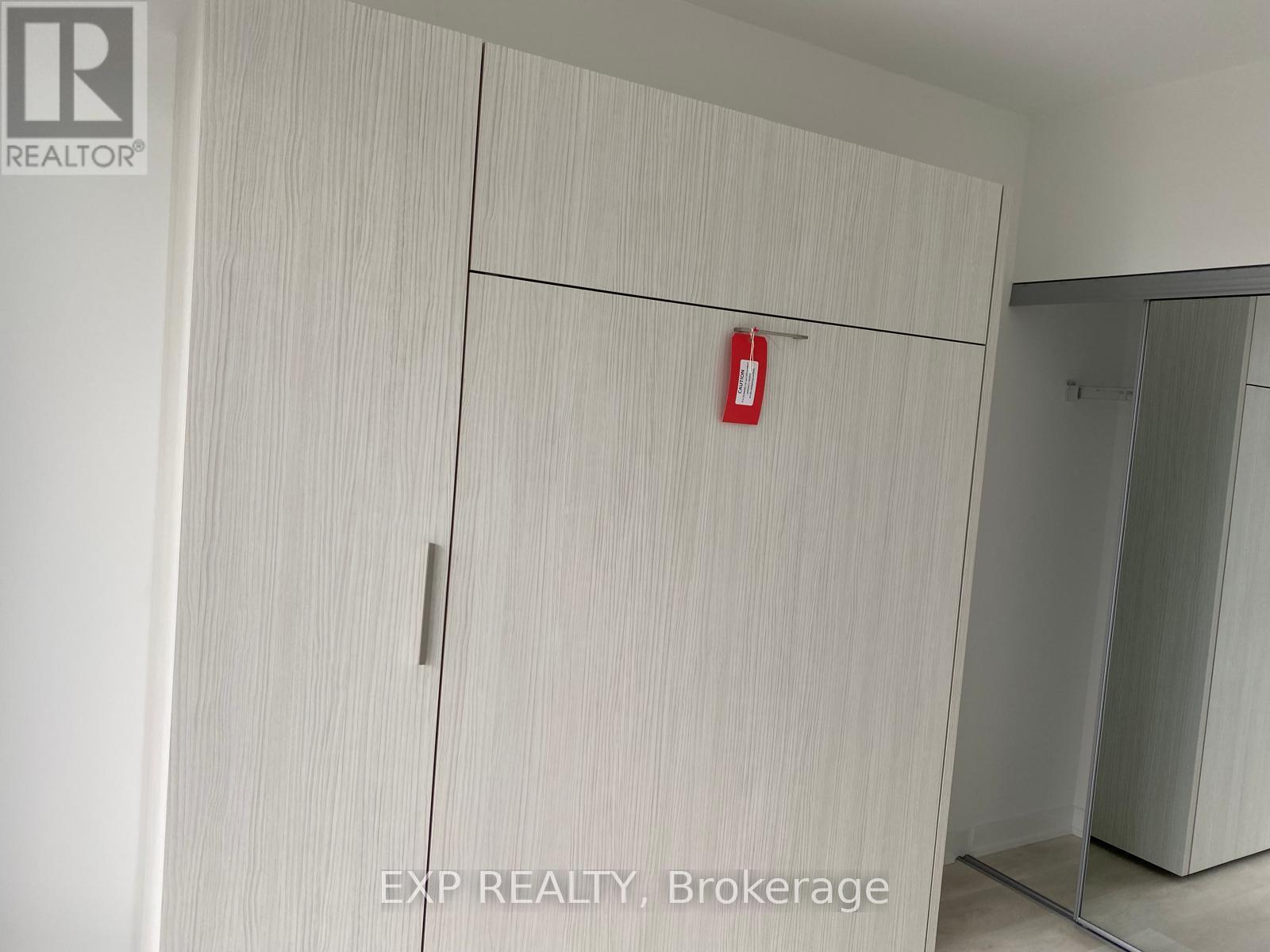 501 Yonge Street, Toronto, Ontario  M4Y 0G8 - Photo 11 - C13099766