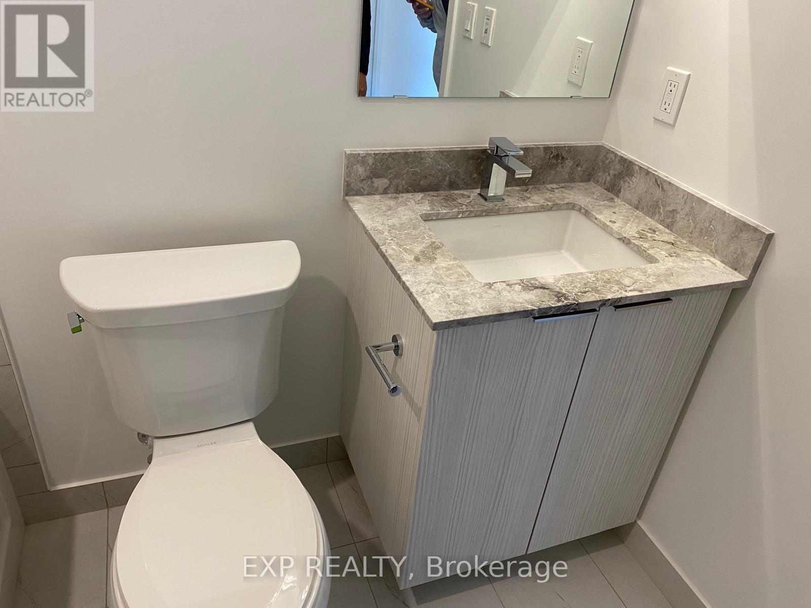 501 Yonge Street, Toronto, Ontario  M4Y 0G8 - Photo 17 - C13099766