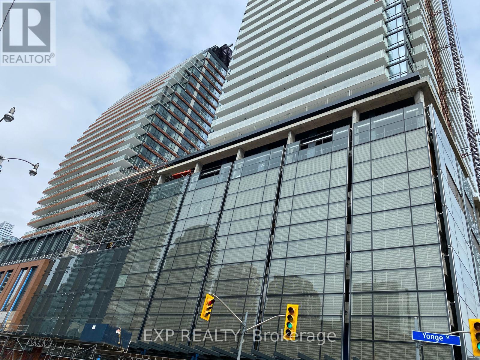 501 Yonge Street, Toronto, Ontario  M4Y 0G8 - Photo 2 - C13099766
