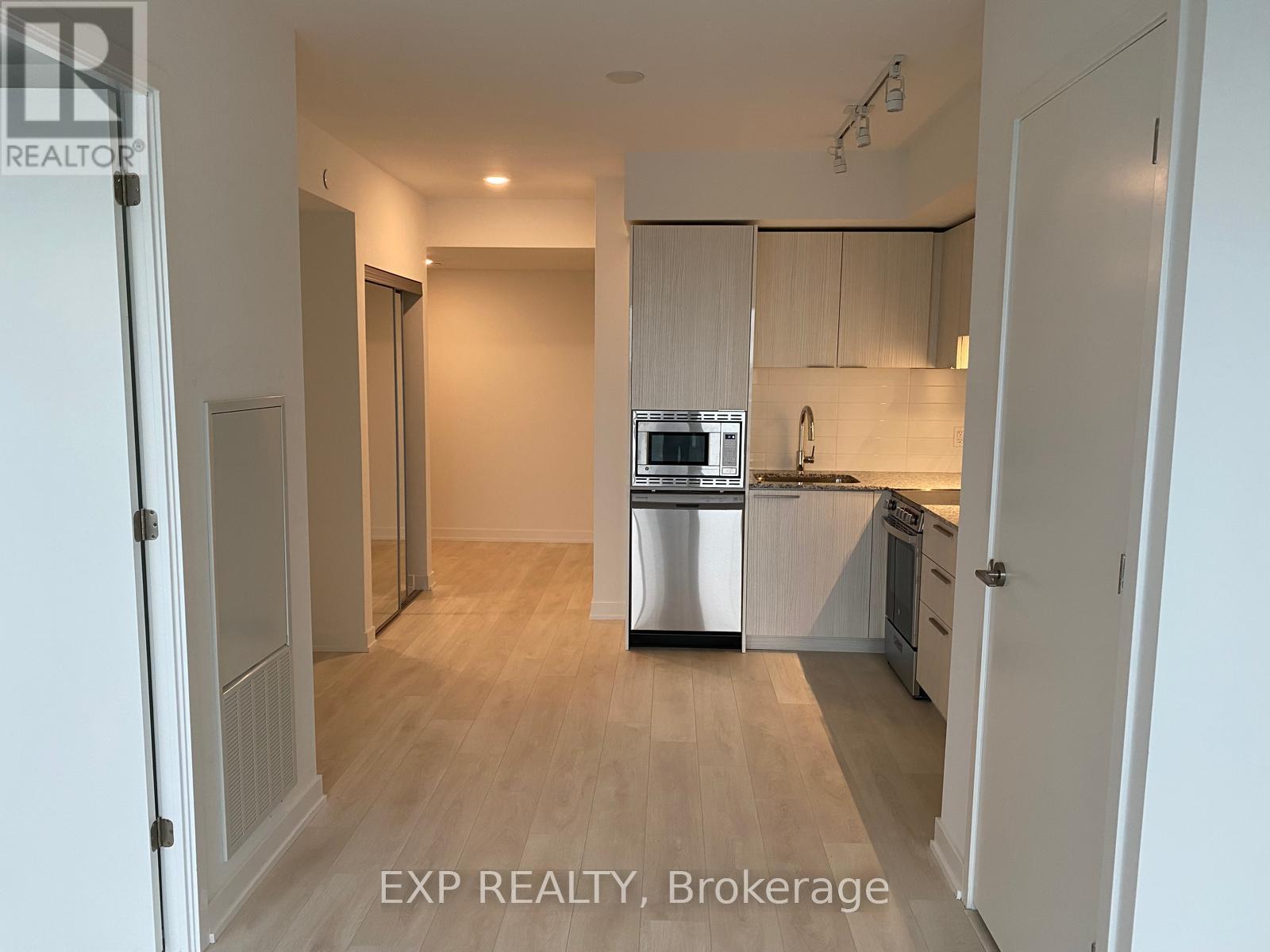 501 Yonge Street, Toronto, Ontario  M4Y 0G8 - Photo 23 - C13099766