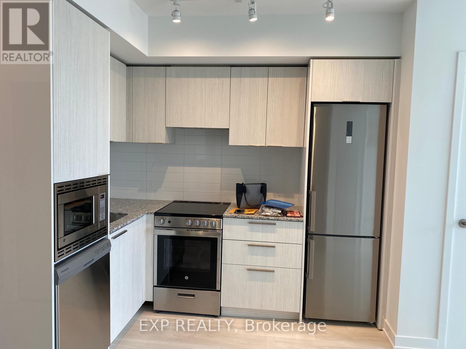 501 Yonge Street, Toronto, Ontario  M4Y 0G8 - Photo 7 - C13099766