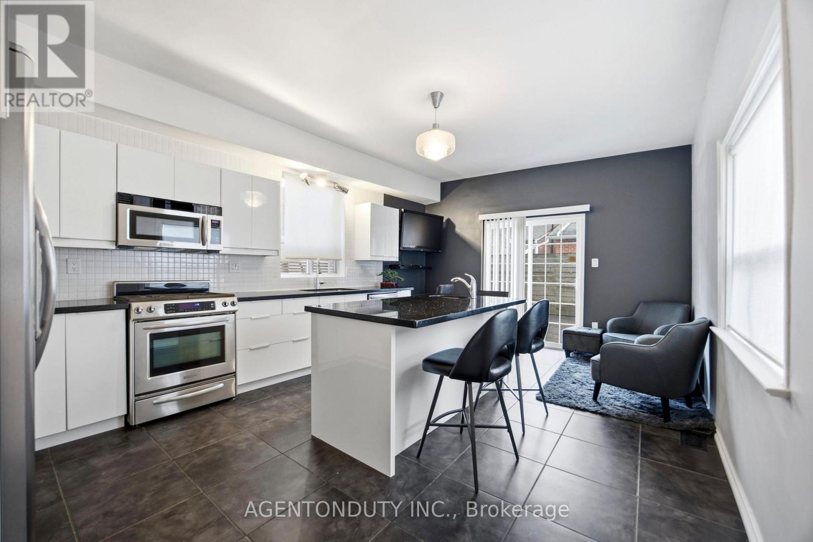 269 Claremont Street, Toronto (Trinity-Bellwoods), Ontario  M6J 2N1 - Photo 14 - C13099770