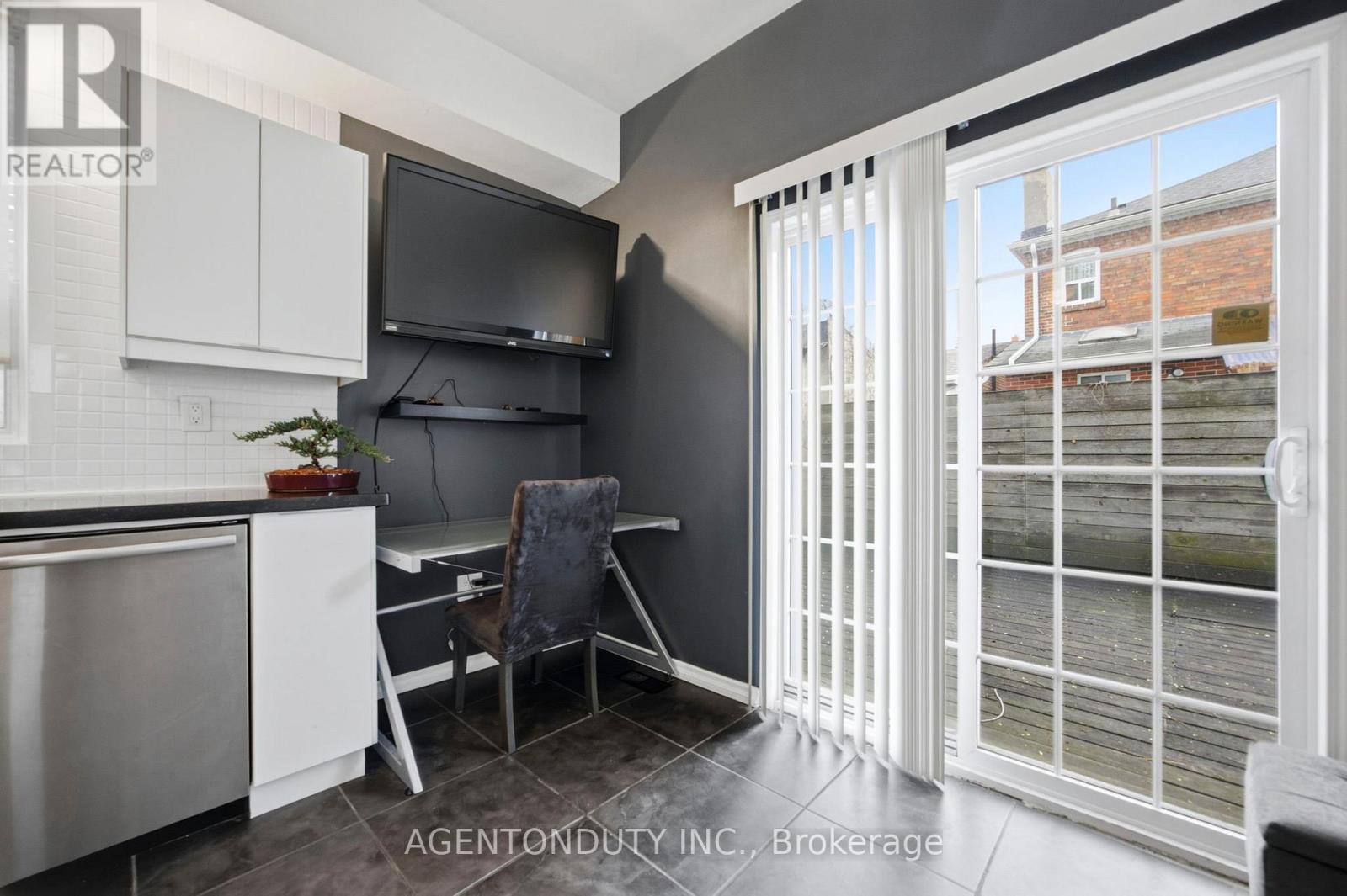 269 Claremont Street, Toronto (Trinity-Bellwoods), Ontario  M6J 2N1 - Photo 19 - C13099770