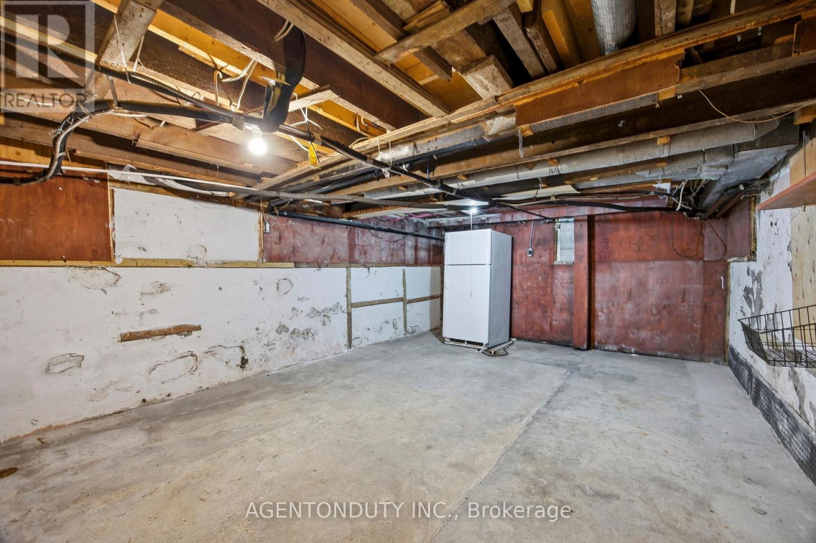 269 Claremont Street, Toronto (Trinity-Bellwoods), Ontario  M6J 2N1 - Photo 35 - C13099770
