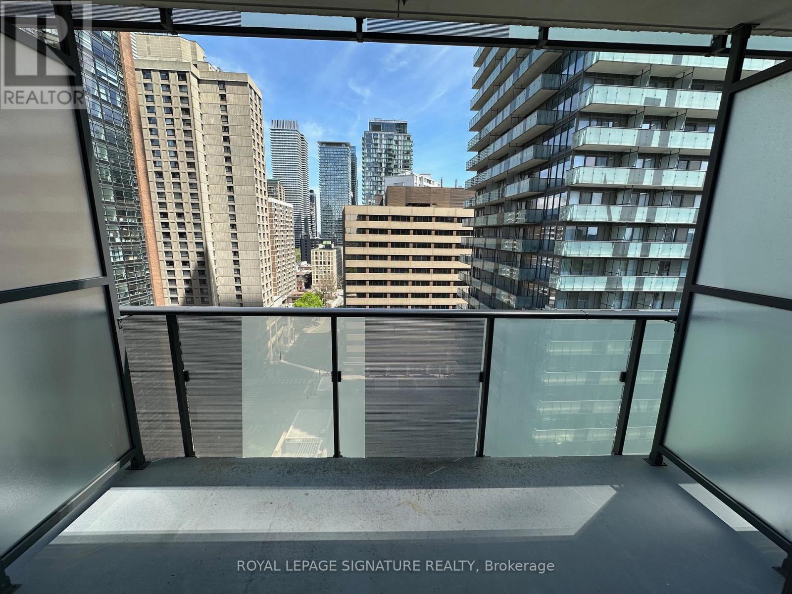 1410 - 65 St. Mary Street, Toronto, Ontario  M5S 0A6 - Photo 10 - C13099784