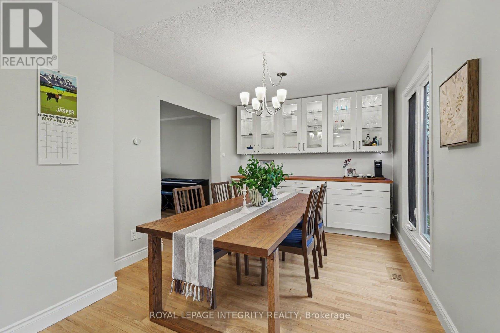 1138 St Germain Crescent, Ottawa, Ontario  K1C 2L8 - Photo 6 - X13099786