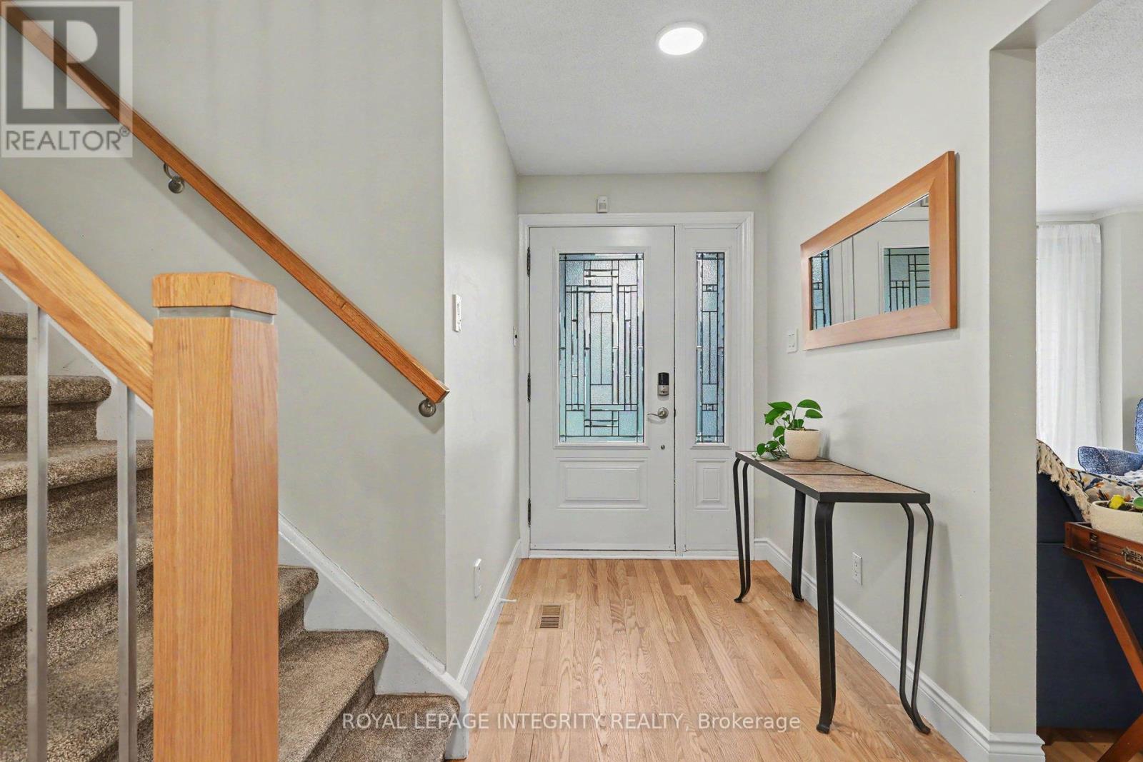 1138 St Germain Crescent, Ottawa, Ontario  K1C 2L8 - Photo 9 - X13099786