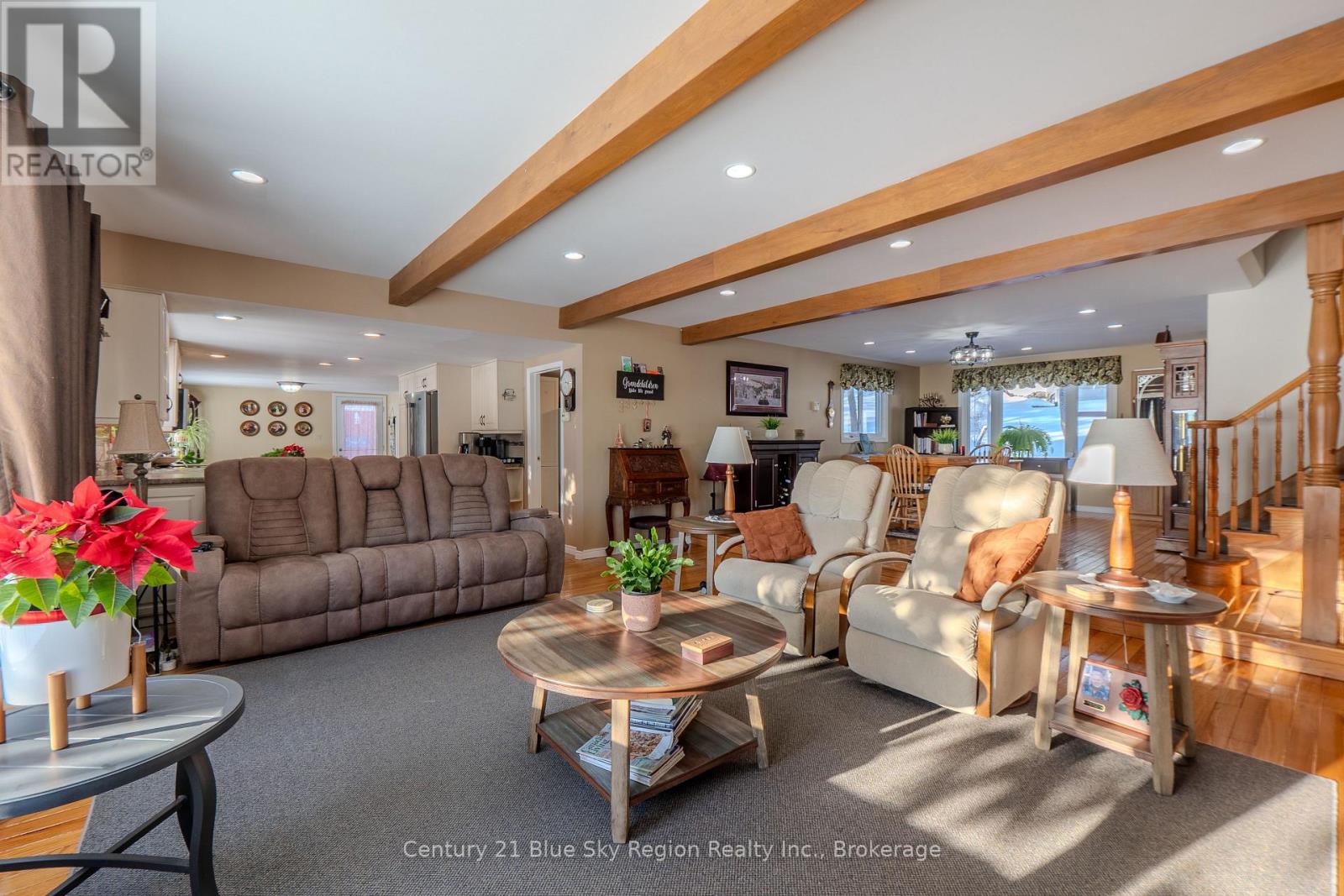 17 Sunrise Lane, Powassan, Ontario  P0H 1Z0 - Photo 12 - X12735190