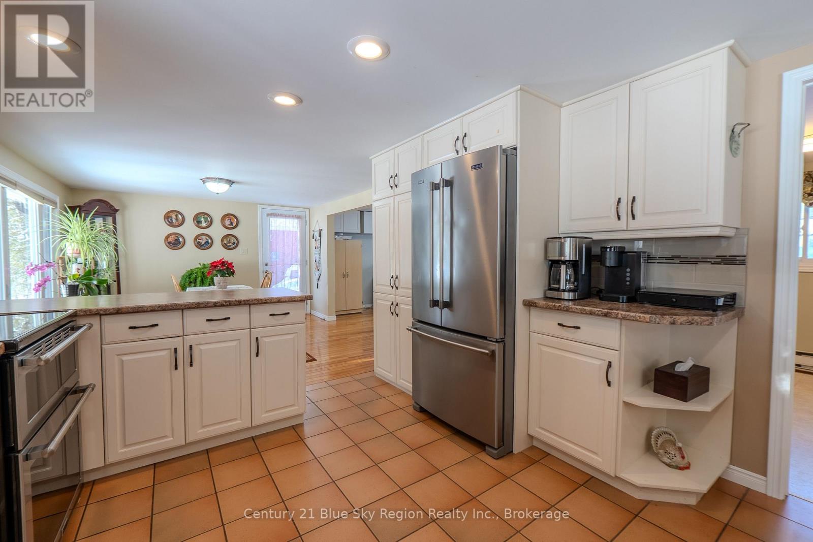 17 Sunrise Lane, Powassan, Ontario  P0H 1Z0 - Photo 13 - X12735190