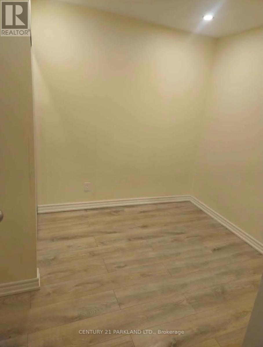 52 Ignatius Lane, Toronto (West Hill), Ontario  M1E 0A3 - Photo 4 - E13099764