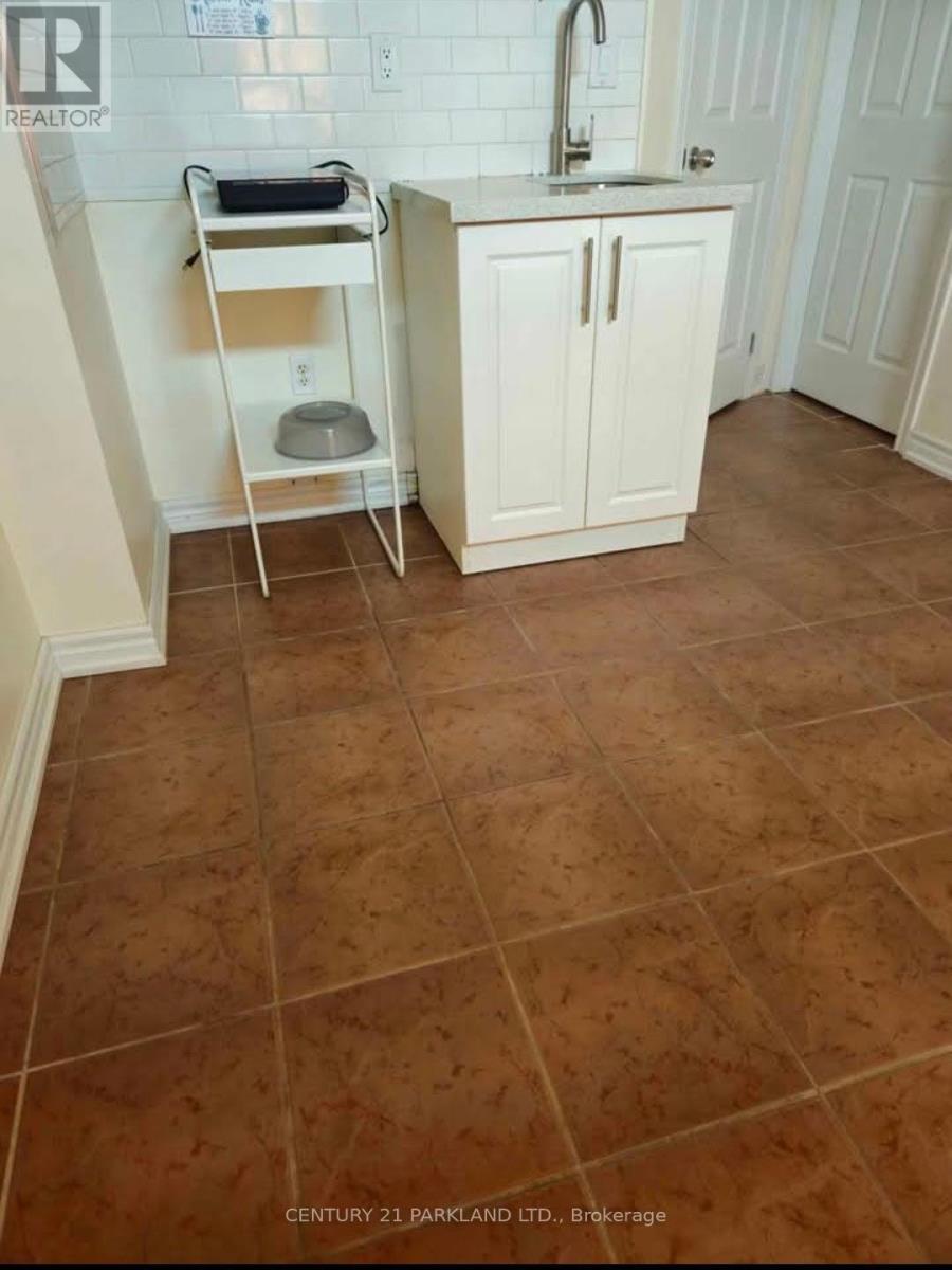 52 Ignatius Lane, Toronto (West Hill), Ontario  M1E 0A3 - Photo 6 - E13099764