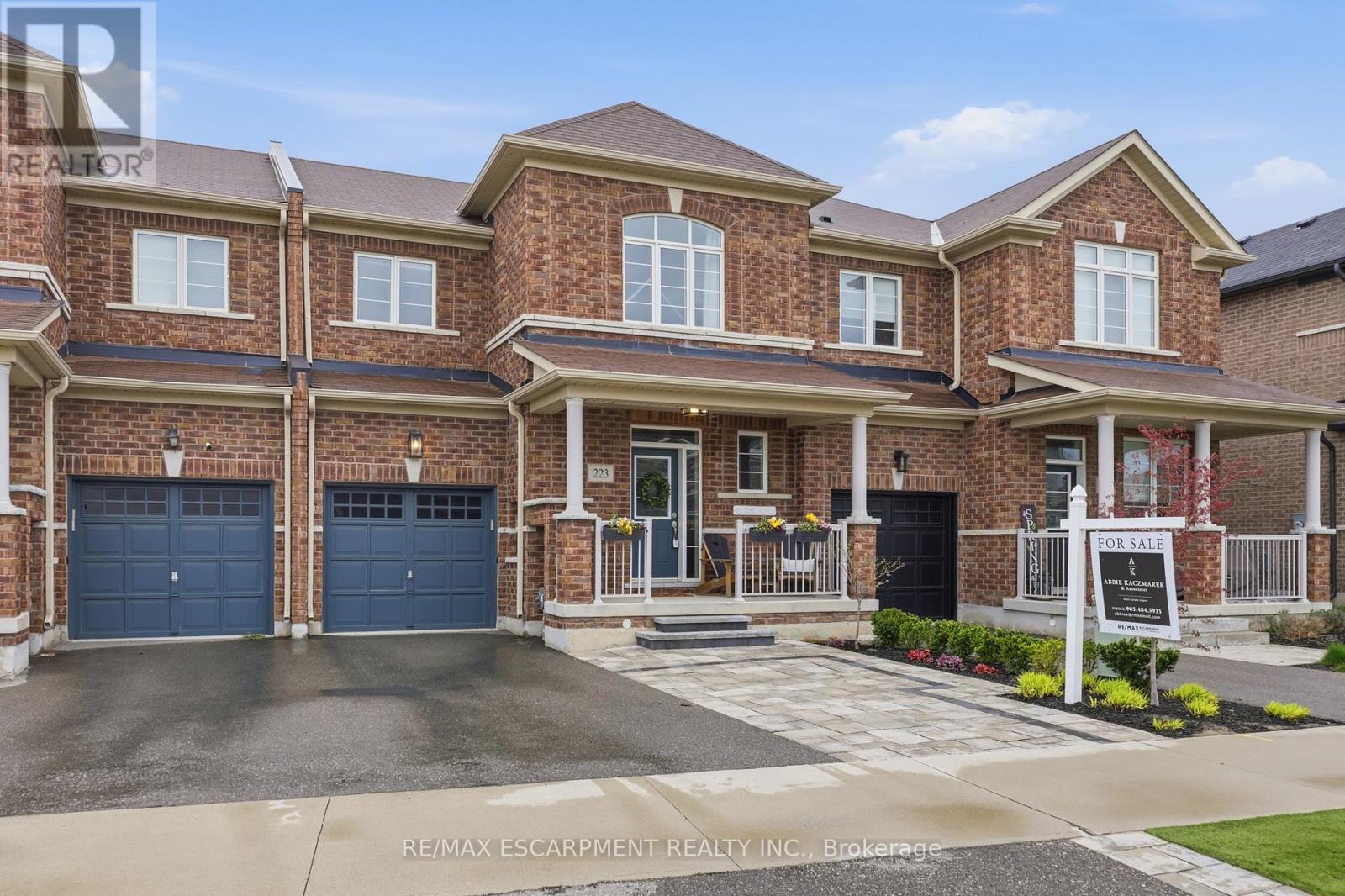223 Skinner Road, Hamilton, Ontario  L8B 1X2 - Photo 2 - X13031756